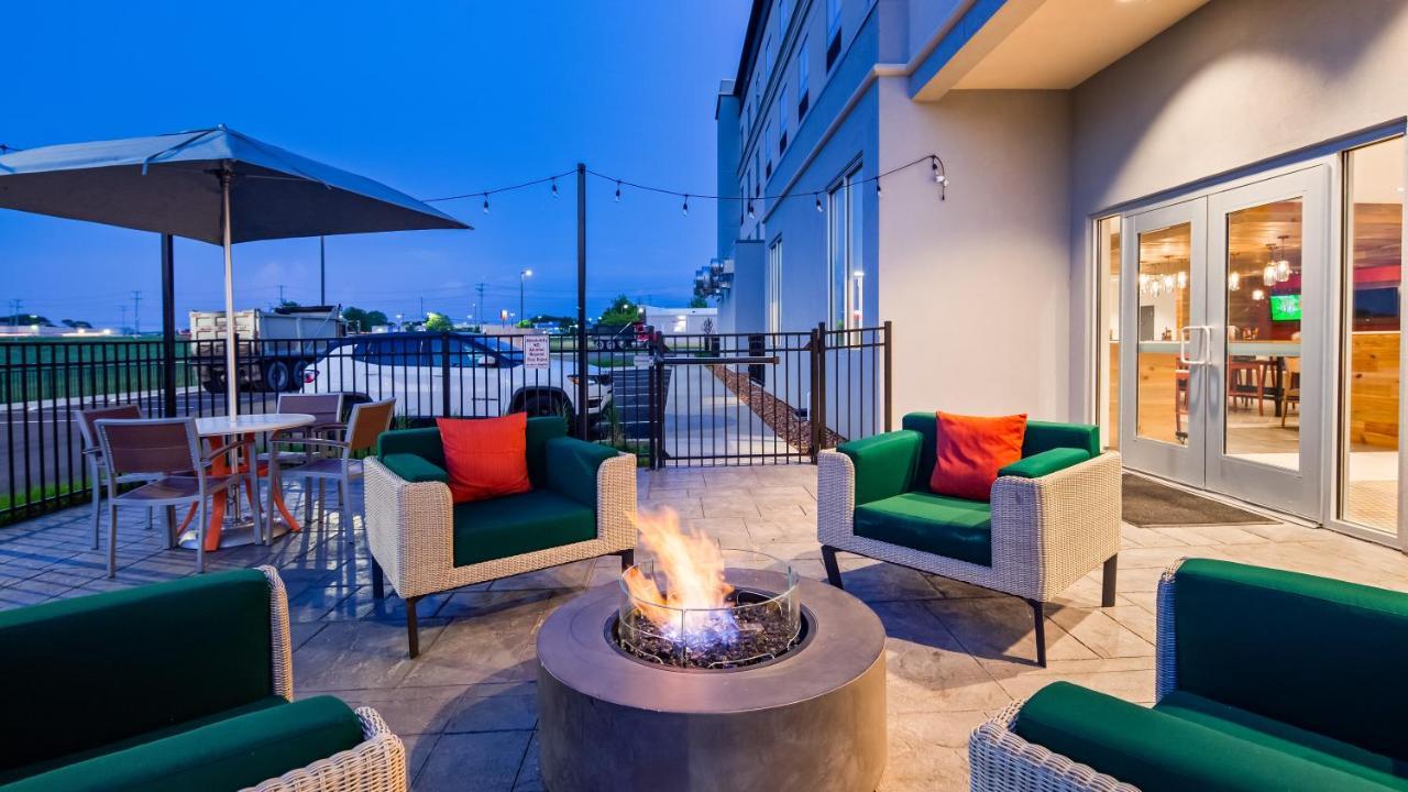Holiday Inn - Clarksville Northeast By Ihg Экстерьер фото